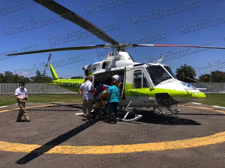 ¡grave de salud trasladan a una mujer en helicoptero!