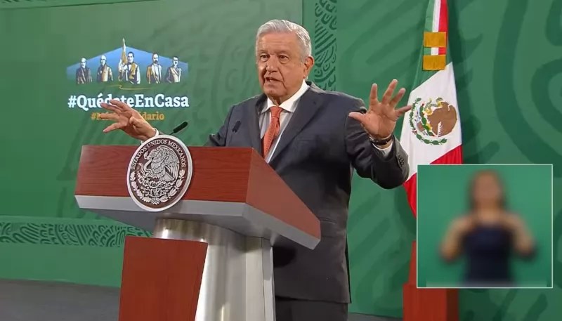 AMLO reproduce un video contra el “PRIAN” en veda electoral: “No, quitalo, quitalo”