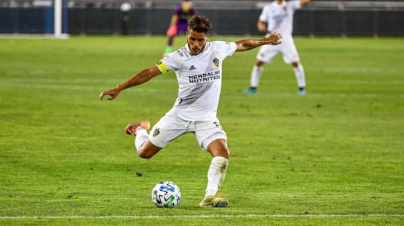 Jonathan dos Santos criticó protocolo de Liga MX contra Covid-19: \"Está cab...\"