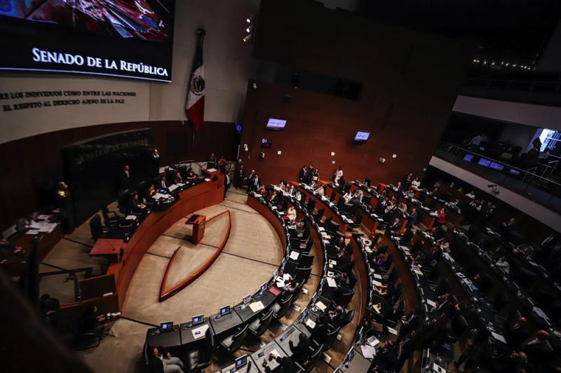 Senado aprueba, en lo general, reforma a la industria eléctrica