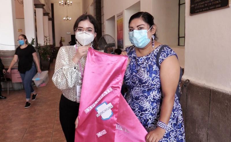 Llama Raquel Mota a tepicenses a autoexplorarse para evitar cáncer de mama