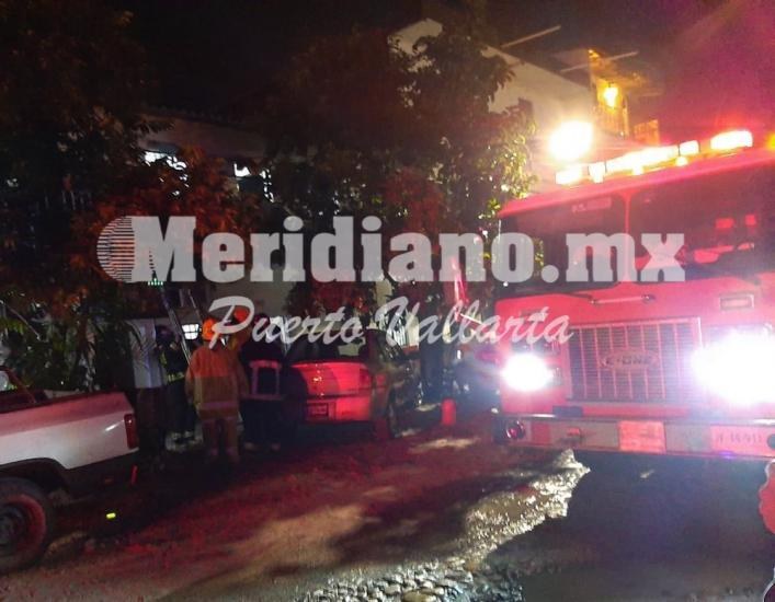 Por poco arde una casa…  ¡se quemó  un altar!