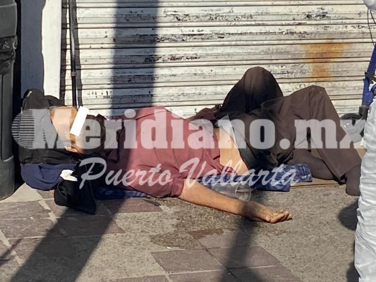Frente a casa ley… ¡un muerto en la calle!
