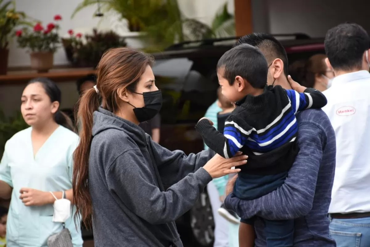 \"Había denuncia y nadie detuvo la obra\", revelan vecinos de guardería