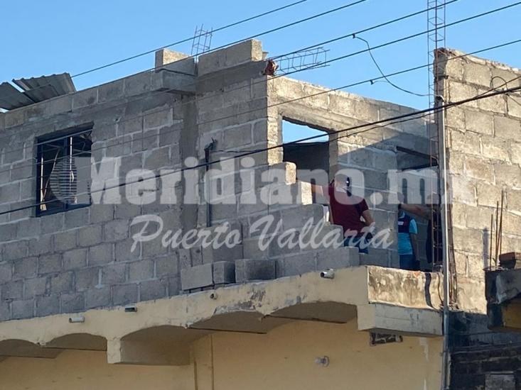 Frente al imss de san juan de abajo…  ¡joven murió electrocutado!