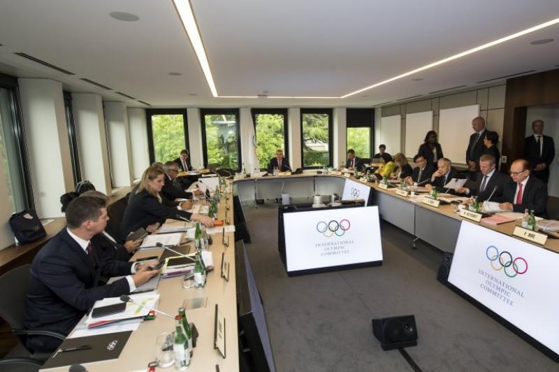 El COI aumenta 25% el apoyo económico para los atletas