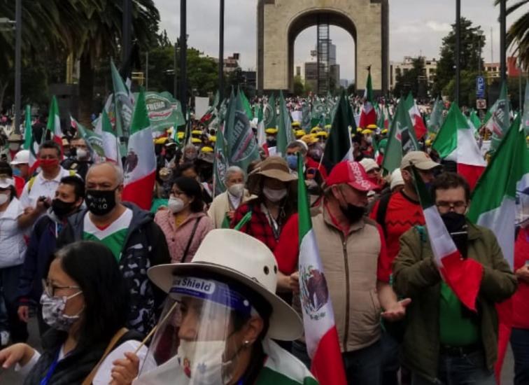 FRENA regresa a las calles de la CDMX para exigir la renuncia de AMLO