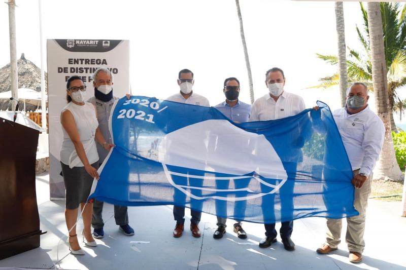 Recibe Jaime Cuevas, Certificación Blue Flag para Bahía de Banderas