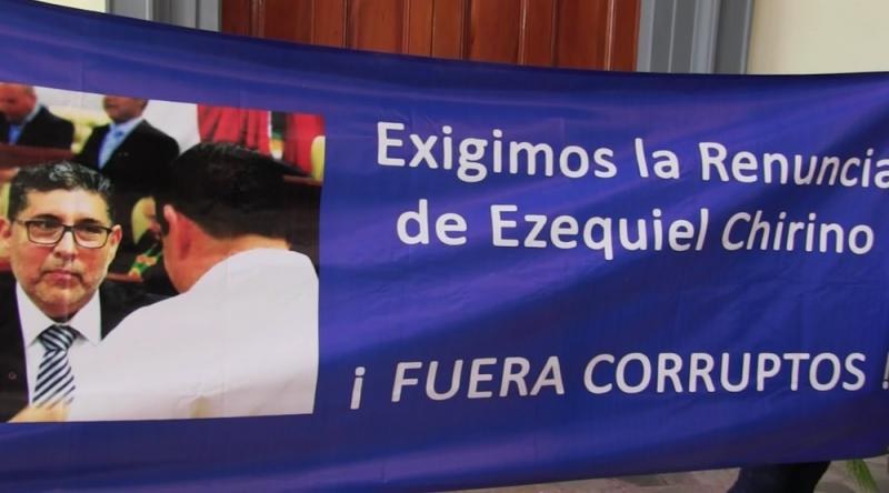 El contagio de las palas y cubetas; Chirinos se va