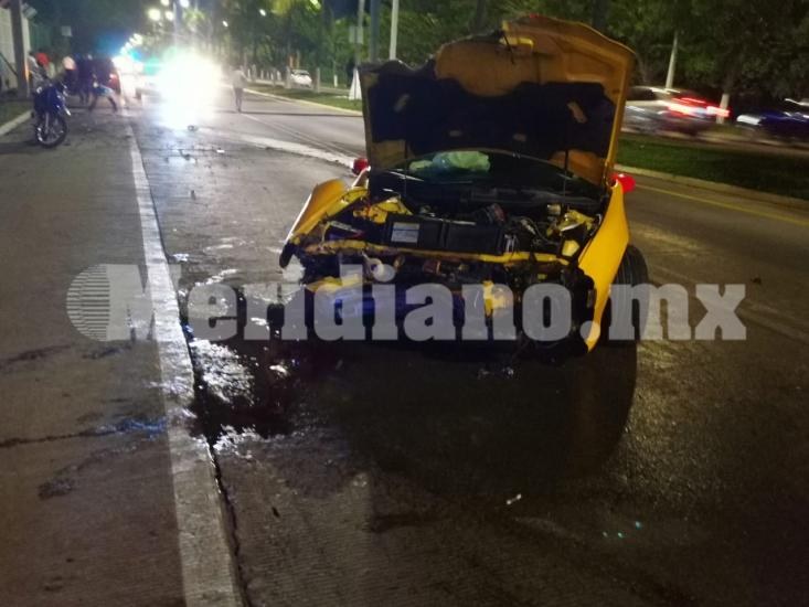 Frente al aeropuerto de vallarta…  ¡destrozó  un camaro!