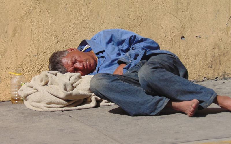 A ellos el Dios Baco los convirtió en sus esclavos