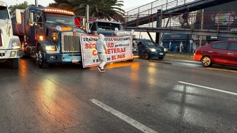 Gobierno Federal desactiva "megabloqueo" transportista tras negociación