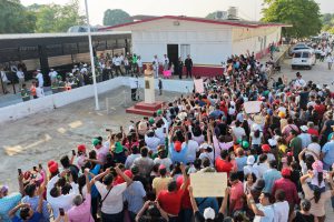 Inaugura Claudia Sheinbaum estaciones de la línea K del tren Interoceánico
