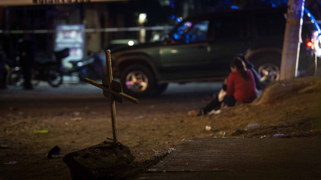 sin vida menor de edad en accidente en la colosio; otro resulta lesionado